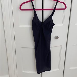 COS slip, navy blue size XS